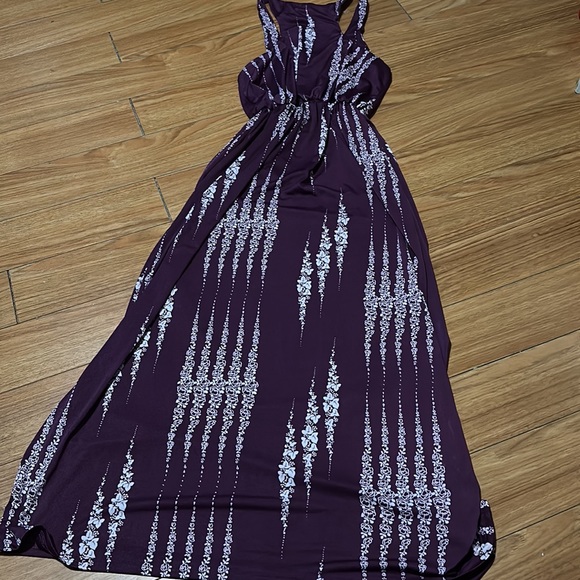 Jon & Anna Maxi Dress - Picture 7 of 7